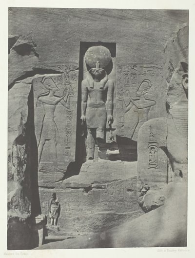Ibsamboul, Esculturas da entrada para o Speos de Phrè, Núbia, 184951, impresso em 1852. de Maxime Du Camp