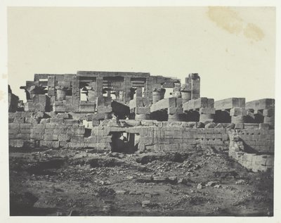 Palácio de Karnak, entrada sul do salão hipostilo; Tebas de Maxime Du Camp