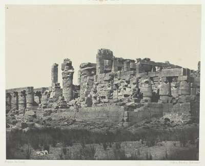Karnak Palace, Hypostyle Hall, Taken from the Northeast Corner, Thebes, 1849-1951, impresso em 1852. de Maxime Du Camp