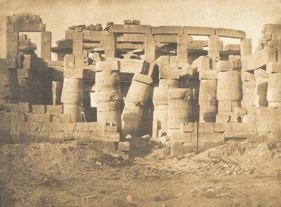 Porta norte do Hall do Hipostilo do Palácio de Karnac, 1849-50. de Maxime Du Camp