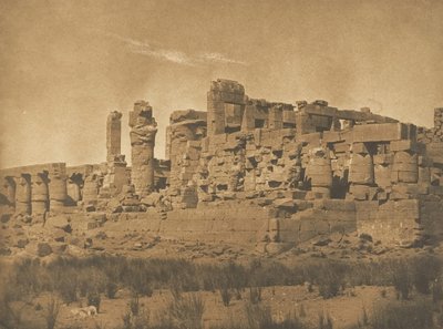 Vista do Hypostyle Hall do Palácio de Karnac, tirada do canto N.E., 1849-50. de Maxime Du Camp