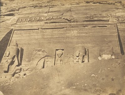 Vista da fachada do Spéos de Phré, em Abousembil, Março de 1850. de Maxime Du Camp