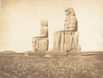 Vista dos dois colossi do Amenopheum, Tebas, 1849-50. de Maxime Du Camp
