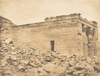 Vista dos pronaos do Templo do Trópico de Câncer de Dandur, 7 de abril de 1850. de Maxime Du Camp