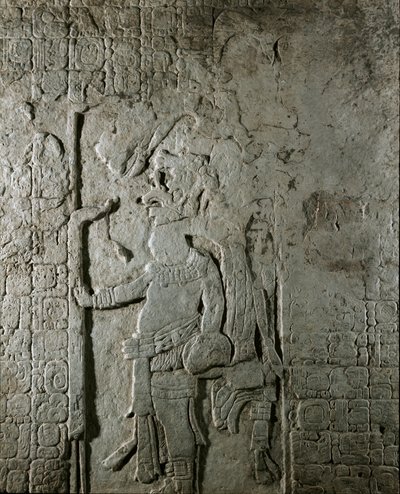 Arte Maia: painel n. 1 do site maia de El Cayo (entre 600 e 800) representando um personagem rodeado por inscrição em hieróglifos em referência a cálculos astronômicos. Coleção Particular de Mayan Mayan