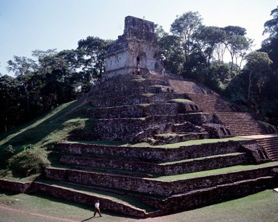 Civilização pré-colombiana: vista do site de Palenque no período Maiapas Clássico de Chiapas de Mayan Mayan