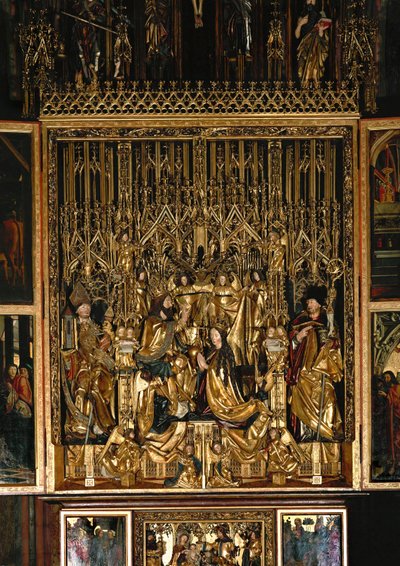 Altar de São Wolfgang, santuário: Coroação de Santa Maria ajoelhada perante Cristo Rei, com o Espírito Santo a pairar por cima de Michael Pacher