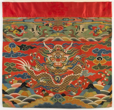 Frontal de altar, início do século XVII (seda em tecido de tapeçaria) de Ming Dynasty Chinese School