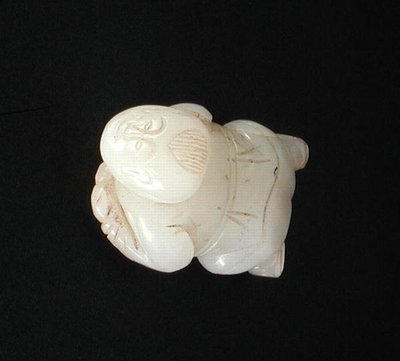 Figura de um Menino, Dinastia Ming (1368-1644) (jade) de Ming Dynasty Chinese School
