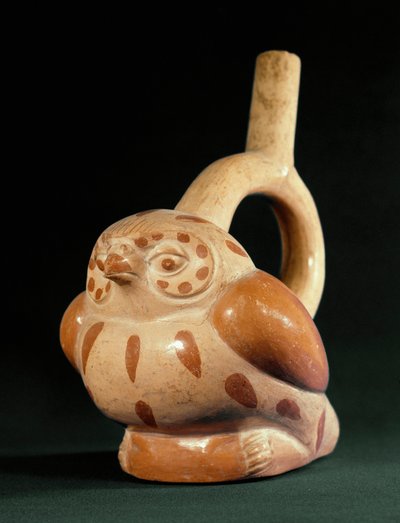 Arte pré-colombiana, cultura Mochica (Feia): vaso de terracota em forma de coruja. 100 BC-800 AD. Lima, Museu Nacional de Antropologia e Arqueologia, Peru de Moche Moche