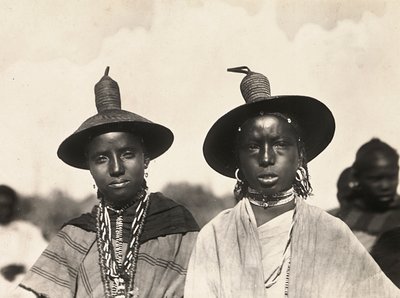 Construir um império na era fascista: A elegância abissiniana, 09/05/1936 (foto a p/b) de Modestino Baldinetti