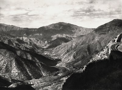 Construindo um Império na era fascista: o vale do Dorfu, 09/05/1936 (foto a p/b) de Modestino Baldinetti