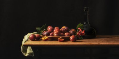 Colheita de Ameixas Escuras de Monique van Velzen