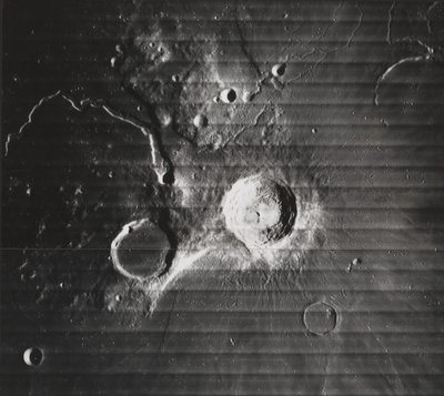Cratera Aristarco, Vale de Schroter e arredores, 1967. de NASA Images