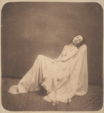 [Modelo sentado, parcialmente drapeado], 1856-59. de Nadar