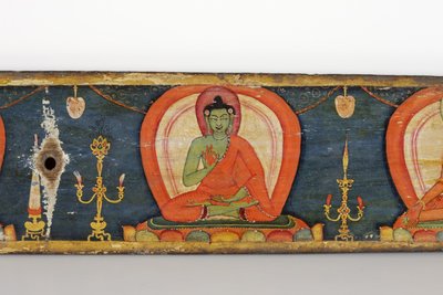 Manuscrito de The Five Protections, capa, 1138 (wc e tinta opaca sobre madeira) de Nepalese School