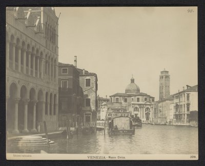 Gevel van de Fondaco dei Turchi te Venetië
Veneza - Museo Civico (título sobre o objecto) de Neue Photographische Gesellschaft