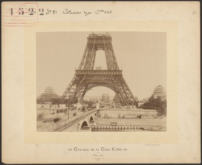 Trabalhos na Torre Eiffel de Neurdein freres