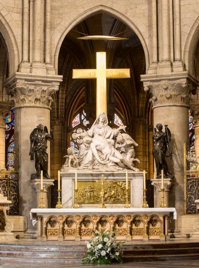 Descida da Cruz, Altar-Mor, Notre Dame, Paris, c.1695-1705 (mármore) de Nicolas Coustou
