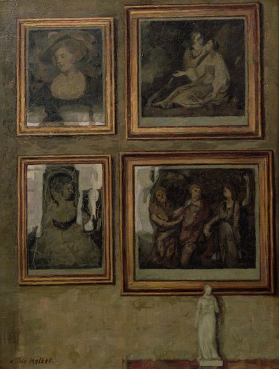 Interior com pinturas e uma estatueta de Niels Holsoe