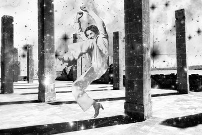 Dança espacial siciliana, 2024 (técnica mista digital) de Olivia Gozzano