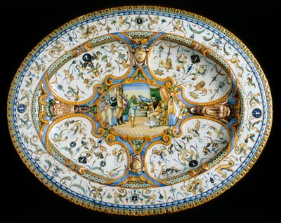Bandeja com grotescos da oficina Orazio Fontana conservada no Museo Nazionale del Bargello, Florença de Orazio (workshop of) Fontana