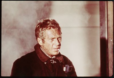 Steve McQueen no conjunto do 
