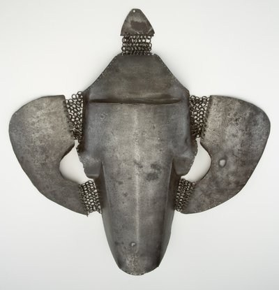 Shaffron, armadura de cabeça de cavalo, início do século XVI (ferro) de Ottoman School