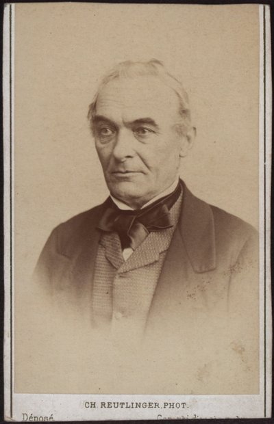 Retrato do escritor Prosper Mérimée 1803-1870. de Paris . Photo studio Reutlinger