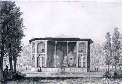 Pavilhão dos Oito Paraíso, em Isfahan, de 