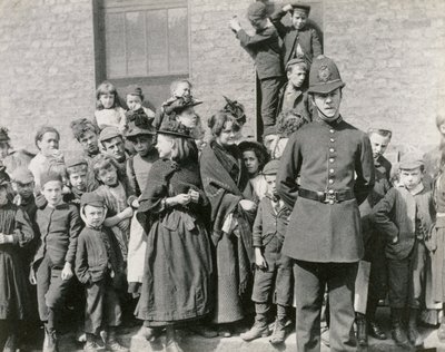 Funeral de um policial de Londres, 1894 de Paul Martin