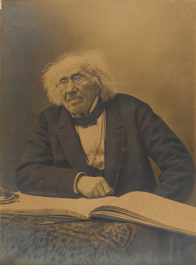 "Encontro aqui o nome de Monsieur Pasteur: é aqui que vou escrever o meu nome. Monsieur Pasteur é um dos maiores génios da nossa época porque, ao contrário... ele parte do desconhecido..." de Paul Nadar