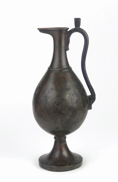 Ewer, Irã, dinastia abássida, do século IX ao X (latão) de Persian School