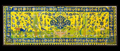 Telhas representando uma cena natural, de Isfahan, Irã, provavelmente do século XVII (louça de barro com esmalte policromado) de Persian School