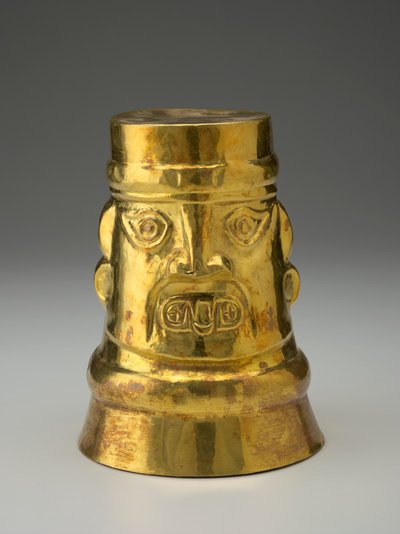 Kero (Ceremonial Drinking Vessel), c.1000-1476 (liga de ouro) de Peruvian Shool
