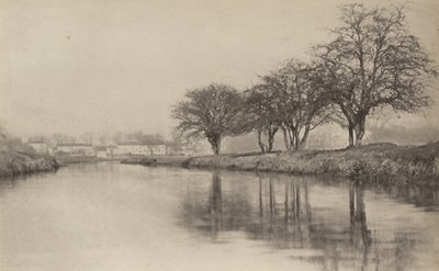 A aldeia junto ao rio, 1890-1891, impresso em 1893 (foto) de Peter Henry Emerson