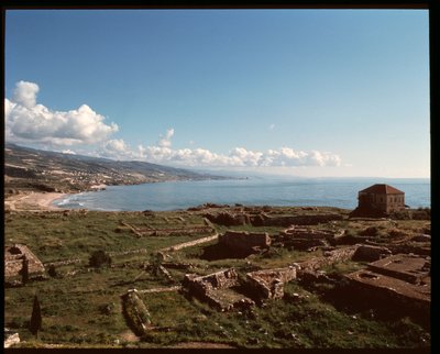 Vista do sítio arqueológico, do 3º ao 2º milénio a.C. de Phoenician Phoenician