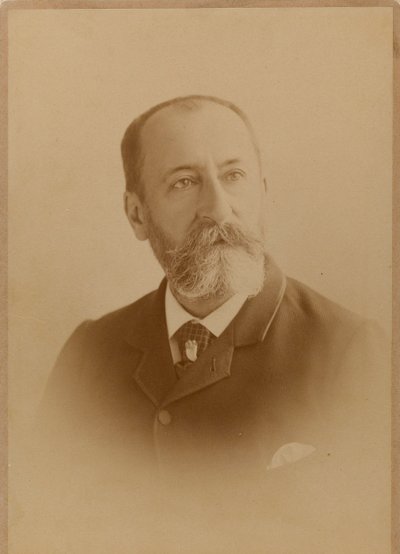 Retrato do compositor Camille Saint-Saëns 1835-1921. de Photo studio J. Lacroix.