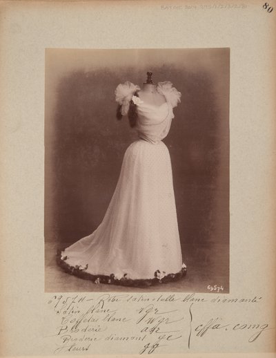 Página de Álbum: House of Worth, Vestido de Bola de Photographer French