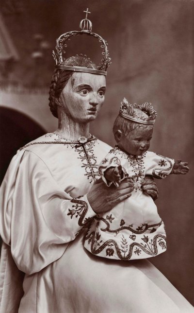 Virgem e Criança, Pavilhão Papal, Feira Mundial de Paris de Photographer French