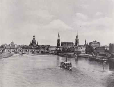 Cidade velha do Marienbrucke (foto a p/b) de Photographer German