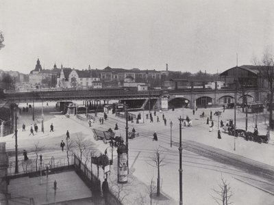 Charlottenburg, Hardenbergstrasse, estação Zoologischer Garten (foto a p/b) de Photographer German