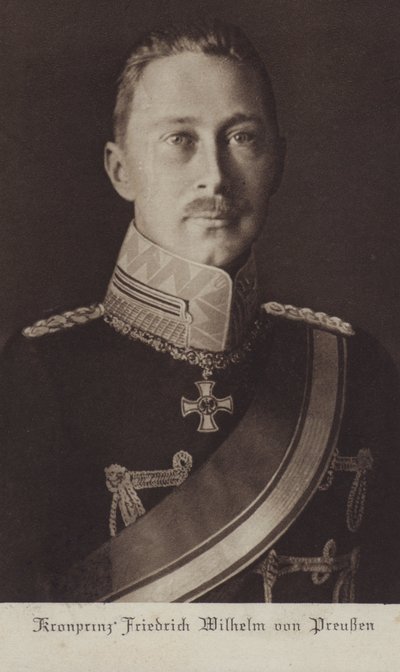 Príncipe herdeiro Wilhelm, filho mais velho do Kaiser Wilhelm II da Alemanha (foto a p/b) de Photographer German