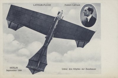 O voo do aviador francês Hubert Latham sobre Berlim, Setembro de 1909 (foto a p/b) de Photographer German
