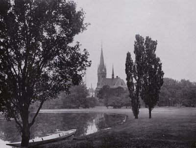 Leipzig: Johannapark com Igreja Luterana (foto a p/b) de Photographer German