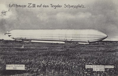 Zeppelin LZ III no campo de tiro Tegel, Berlim (foto a p/b) de Photographer German