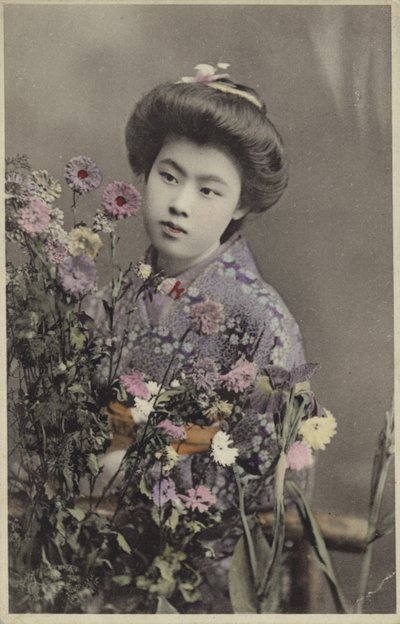 Menina japonesa com flores (foto colorida) de Photographer Japanese