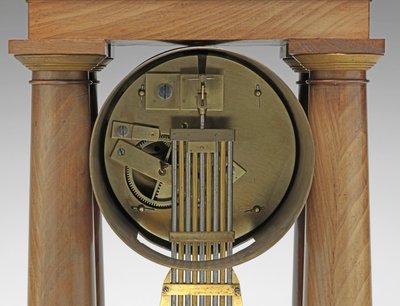 Relógio decimal, c.1798-1805 (pinho, latão e esmalte) de Pierre Daniel Destigny