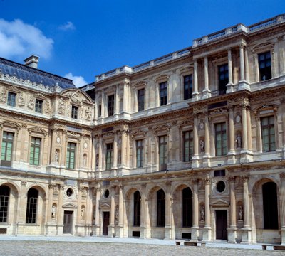 Arquitectura: vista do pátio quadrangular do Louvre. Realizado por Pierre Lescot (1515-1578) de Pierre Lescot