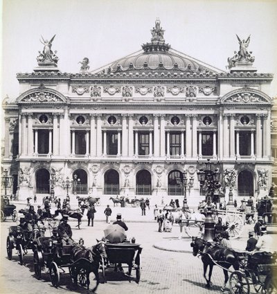 A Opera House, Paris, 14 de maio de 1893 de Portuguese Photographer